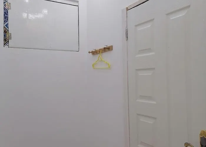 Room1 A In Of 4 *