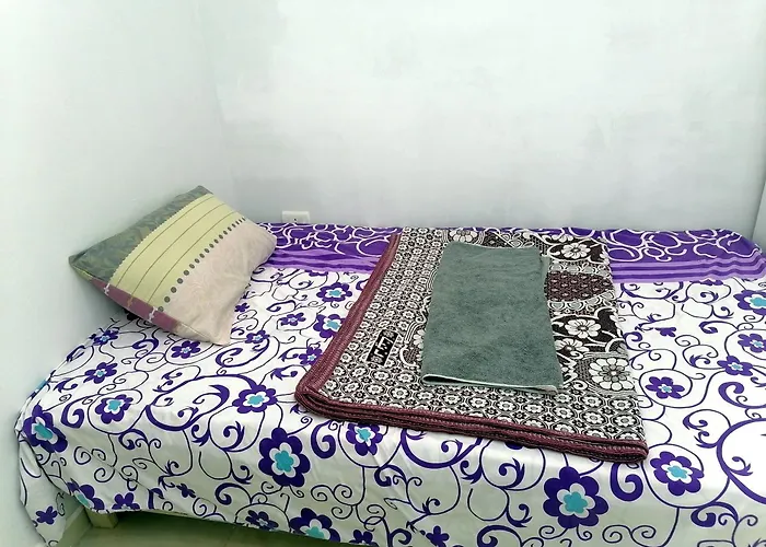 Room1 A In Of 4 *