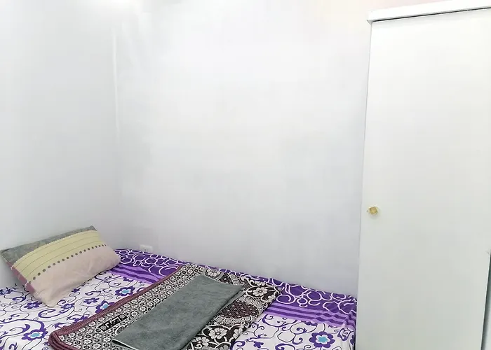 Ostello Room1 A In Of 4 *